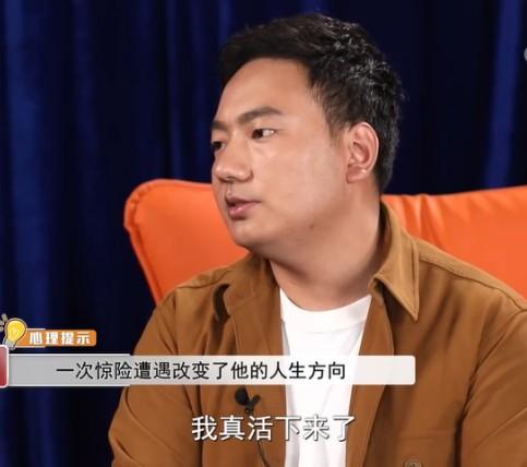 海来阿木：20岁离异丧女，25岁出道，31岁登春晚，再婚后终获幸福-第21张图片-九妖电影