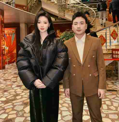 海来阿木：20岁离异丧女，25岁出道，31岁登春晚，再婚后终获幸福-第38张图片-九妖电影