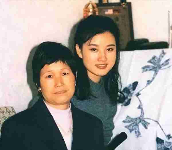 消失的老艺术家，从多次登春晚到销声匿迹，深扒下背后原因不简单-第12张图片-九妖电影