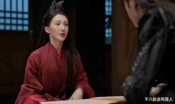 鞠婧祎近照变样，金莎脸僵浮肿，这6位明星动脸后遗症都出来了-第18张图片-九妖电影