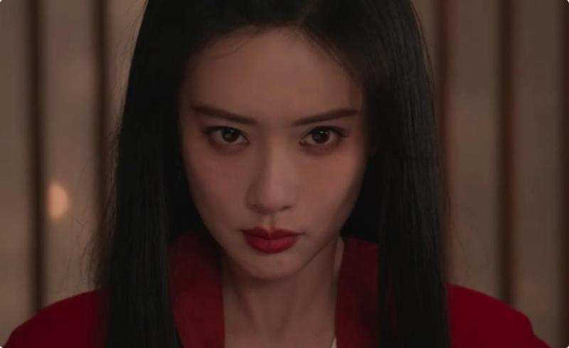 挤眉弄眼、嘴巴歪，却非要尬演“黄蓉”，内娱审美降级好严重-第20张图片-九妖电影