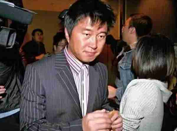 满文军：6次上春晚，当红时和二婚妻子双双入狱，如今怎么样了？_2-第11张图片-九妖电影