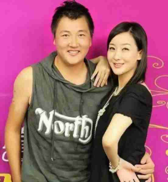 演员买红妹：首登春晚一夜成名，闪婚孙楠惨遭抛弃，如今她怎样了-第1张图片-九妖电影