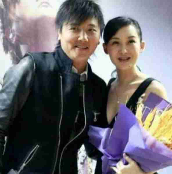 演员买红妹：首登春晚一夜成名，闪婚孙楠惨遭抛弃，如今她怎样了-第7张图片-九妖电影