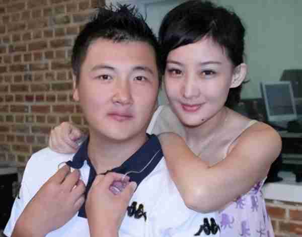 演员买红妹：首登春晚一夜成名，闪婚孙楠惨遭抛弃，如今她怎样了-第8张图片-九妖电影