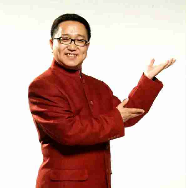 演员句号7次登春晚，娶小11岁的丫蛋，把岳父母当亲父母对待-第1张图片-九妖电影