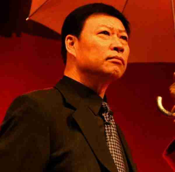 演员魏积安：为母亲退出春晚，与初恋相爱40年0绯闻，如今怎样了-第1张图片-九妖电影