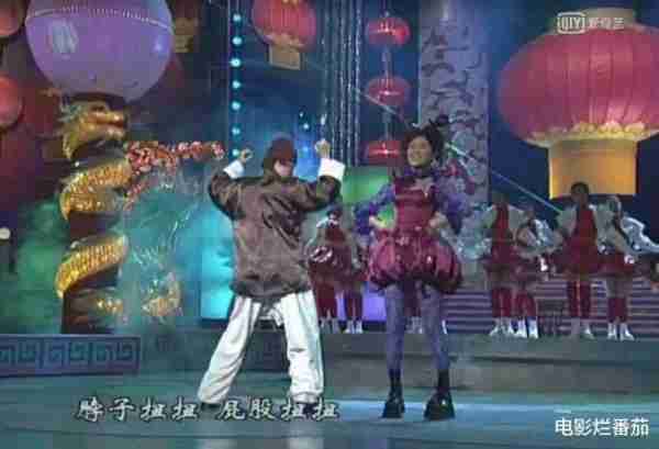 烂梗、强煽情、硬搞笑？2024春晚的节目单，将继续散发“焦虑”-第35张图片-九妖电影