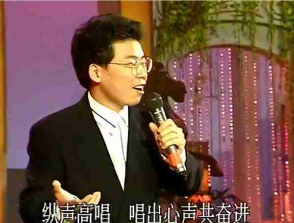 爱国歌手张明敏：春晚一首歌被封杀14年，今子承父业继续“颂华”-第10张图片-九妖电影