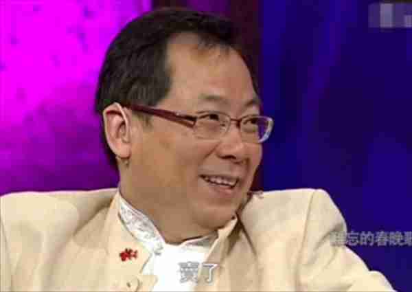 爱国歌手张明敏：春晚一首歌被封杀14年，今子承父业继续“颂华”-第13张图片-九妖电影