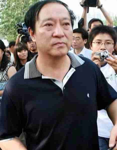 牛群终于坦白真相!说出不再与冯巩合作的原因,每到春晚必出事-第5张图片-九妖电影 牛群终于坦白真相!说出不再与冯巩合作的原因,每到春晚必出事-第5张图片-九妖电影