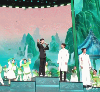 白敬亭春晚演出大翻车！霸占C位打乱节奏，魏大勋魏晨努力救场-第4张图片-九妖电影