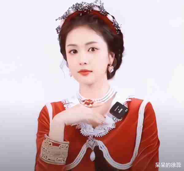 看清白鹿的直播状态，才明白29岁的她为啥是《跑男》的“新宠”-第14张图片-九妖电影