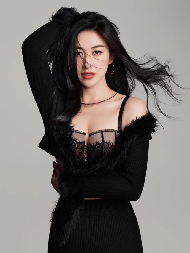 表面是艺人,实际上家世显赫的4位女星,个个根正苗红没人敢惹-第16张图片-九妖电影 表面是艺人,实际上家世显赫的4位女星,个个根正苗红没人敢惹-第16张图片-九妖电影