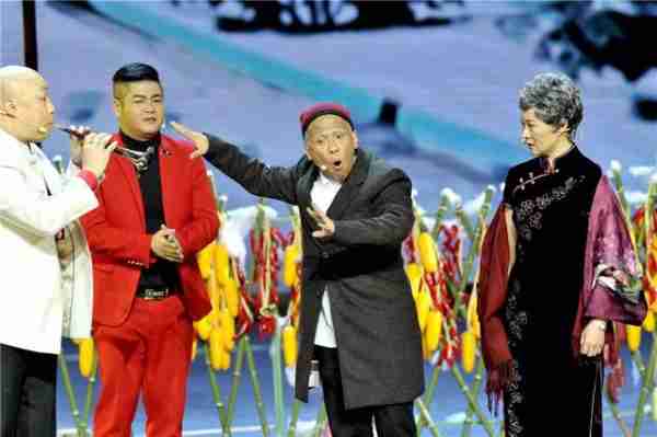 笑不活了,网友给春晚建议太有才,春晚导演已经汗流浃背-第2张图片-九妖电影 笑不活了,网友给春晚建议太有才,春晚导演已经汗流浃背-第2张图片-九妖电影