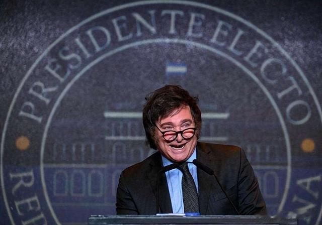 米莱曾是脱口秀演员,改信犹太教,泽连斯基曾是喜剧演员,犹太人-第4张图片-九妖电影 米莱曾是脱口秀演员,改信犹太教,泽连斯基曾是喜剧演员,犹太人-第4张图片-九妖电影