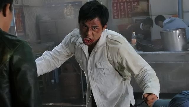 给10大香港动作片排座次:《导火线》垫底,《精武英雄》只排第2_1-第8张图片-九妖电影 给10大香港动作片排座次:《导火线》垫底,《精武英雄》只排第2_1-第8张图片-九妖电影