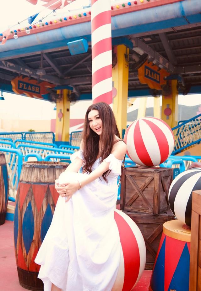 要被温碧霞笑死了!p图不管老公死活!她美得像仙女,老公像难民-第20张图片-九妖电影 要被温碧霞笑死了!p图不管老公死活!她美得像仙女,老公像难民-第20张图片-九妖电影