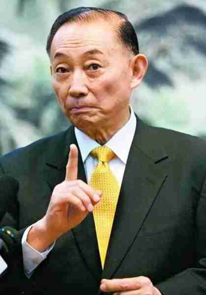 草根顶流李玉刚，春晚开场白一句话，遭梅兰芳之子怒批：跳梁小丑-第35张图片-九妖电影