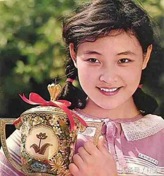著名影星在春晚说了五个字，遭到全国人民声讨，还差点把导演逼死-第2张图片-九妖电影