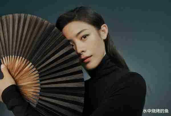 被主流媒体当成女性榜样，登春晚后获《浪姐5》邀约，她成了芒果力捧的一张王牌-第15张图片-九妖电影