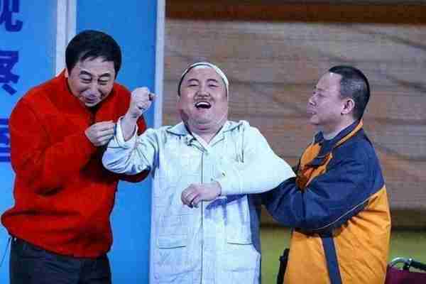 被判入狱至今仍在服刑！他搭档冯巩春晚爆红，后却成百万诈骗犯_1-第1张图片-九妖电影