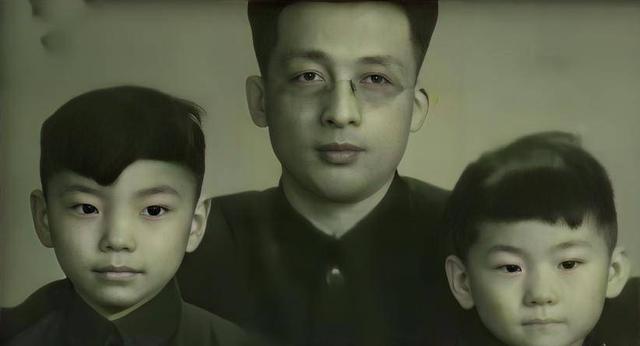 赵丽蓉:60岁才从春晚走红,晚年请求安乐死,去世时万人送行-第17张图片-九妖电影 赵丽蓉:60岁才从春晚走红,晚年请求安乐死,去世时万人送行-第17张图片-九妖电影