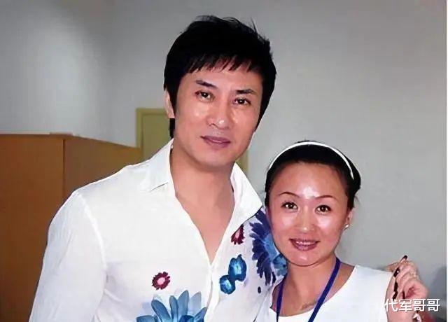 这一次，56岁的知名歌手江涛，终为自己的“整容”付出了代价-第14张图片-九妖电影