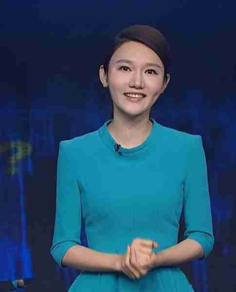 这一次，“挤走董卿、春晚严重口误”的龙洋，让所有人刮目相看!-第21张图片-九妖电影