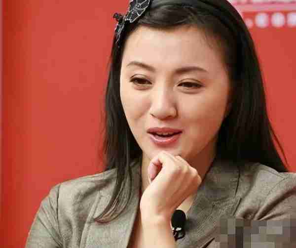 这一次,春晚“小品公主”金玉婷的“处境”,给所有人“提了醒”-第12张图片-九妖电影 这一次,春晚“小品公主”金玉婷的“处境”,给所有人“提了醒”-第12张图片-九妖电影