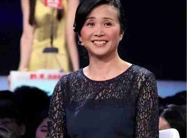 这还是《非诚勿扰》里的黄菡？时隔7年再次亮相，却判若两人-第4张图片-九妖电影