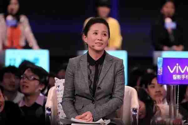 这还是《非诚勿扰》里的黄菡？时隔7年再次亮相，却判若两人_1-第40张图片-九妖电影