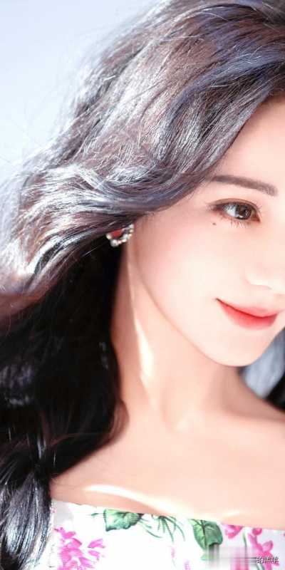 迪丽热巴花儿与少年，一身粉色花朵裙，开启浪漫之旅​​​-第6张图片-九妖电影