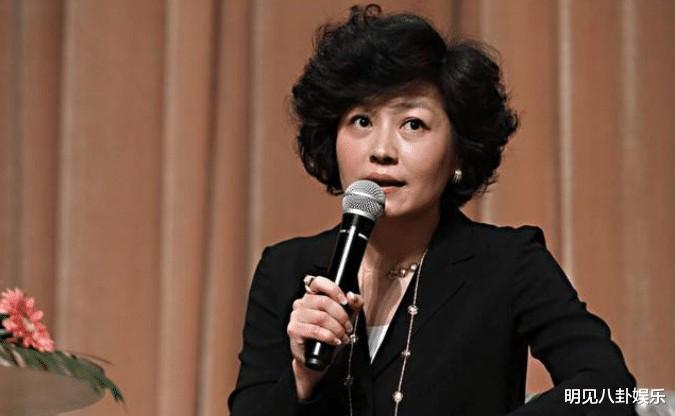 逼赵本山退出春晚的，不是宋丹丹，更不是范伟，居然是李咏妻子-第8张图片-九妖电影