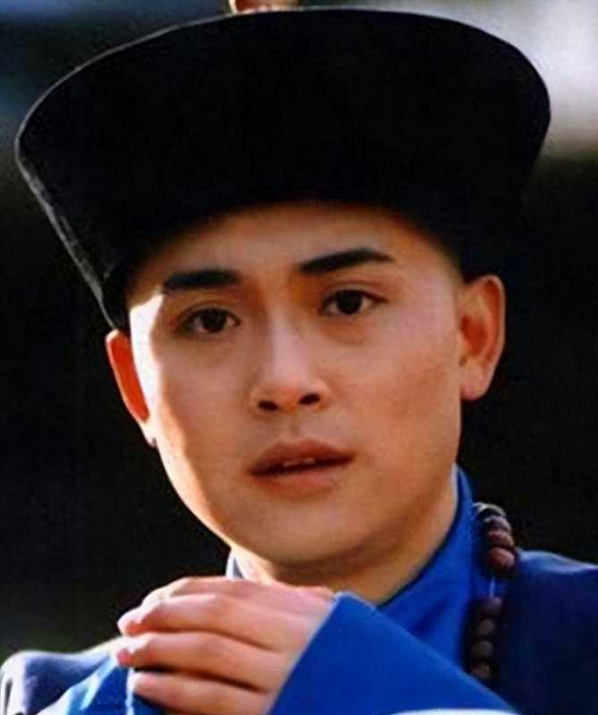 阮巡：长得帅、演技好，不顾一切娶大15岁吴琼，妻子6次登上春晚-第8张图片-九妖电影