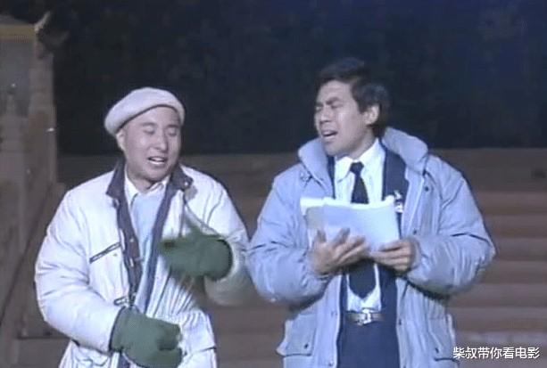 陈佩斯春晚经典时刻：春晚唯一敢光膀子人，因表演太投入直接送医-第5张图片-九妖电影