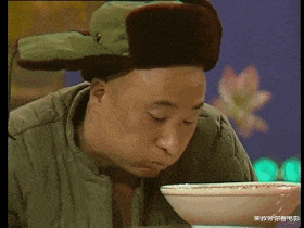 陈佩斯春晚经典时刻：春晚唯一敢光膀子人，因表演太投入直接送医-第11张图片-九妖电影