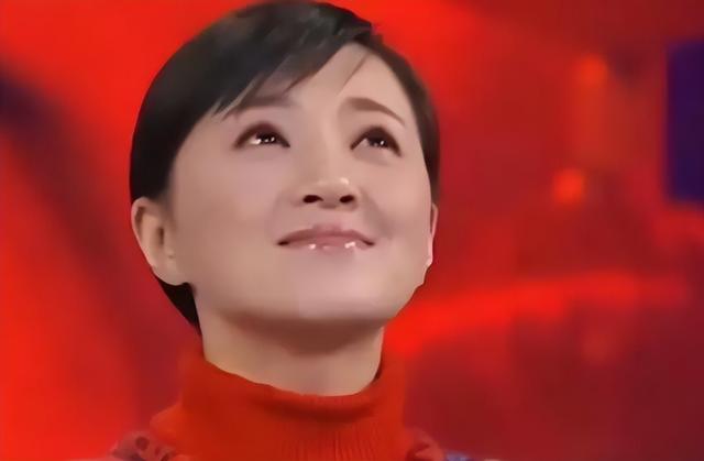 顶替闫妮上春晚爆红,靠“潜规则上位”的她,最后却进了精神病院-第14张图片-九妖电影 顶替闫妮上春晚爆红,靠“潜规则上位”的她,最后却进了精神病院-第14张图片-九妖电影