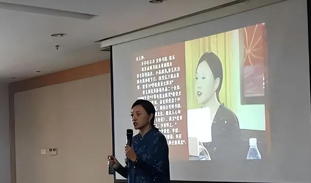 顶替闫妮上春晚爆红,靠“潜规则上位”的她,最后却进了精神病院-第20张图片-九妖电影 顶替闫妮上春晚爆红,靠“潜规则上位”的她,最后却进了精神病院-第20张图片-九妖电影