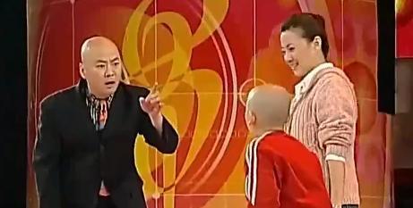 顶替闫妮上春晚爆红?靠“潜规则上位”的她?最后却进了精神病院-第38张图片-九妖电影 顶替闫妮上春晚爆红?靠“潜规则上位”的她?最后却进了精神病院-第38张图片-九妖电影