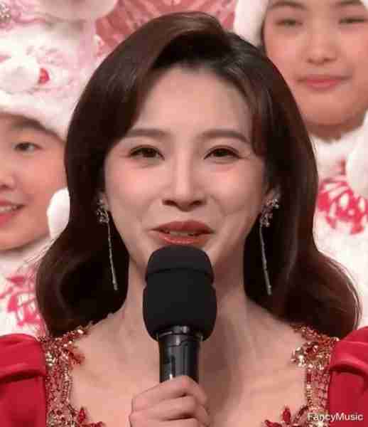 龙年春晚主持名单公布，美女主持令人惊喜，但“隐含”失望!-第9张图片-九妖电影