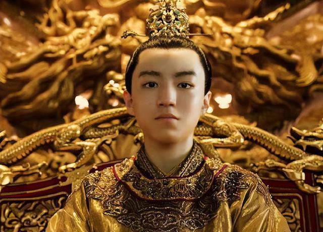 王俊凯,再忍一忍就好了!不信你看易烊千玺!-第56张图片-九妖电影 王俊凯,再忍一忍就好了!不信你看易烊千玺!-第56张图片-九妖电影