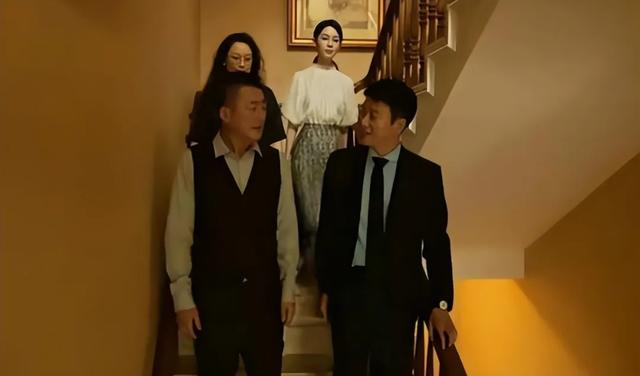 《玫瑰的故事》原著:没有工作,靠家里靠男人的玫瑰,真的幸福吗-第8张图片-九妖电影 《玫瑰的故事》原著:没有工作,靠家里靠男人的玫瑰,真的幸福吗-第8张图片-九妖电影