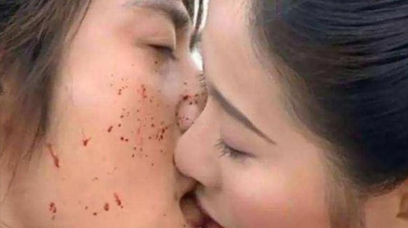 伸舌头、嘴亲肿、面条吻，这些“中老年”演员拍吻戏，个个辣眼睛-第2张图片-九妖电影