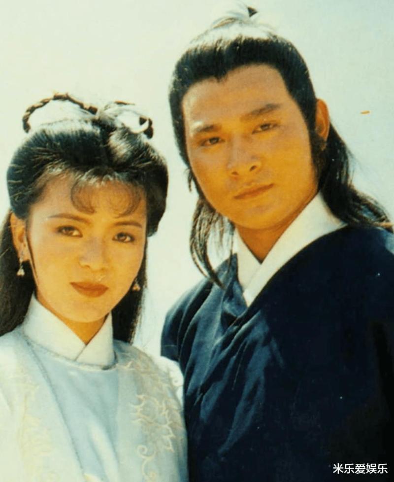 刘德华为“滑跪”道歉，62岁刘德华泪洒演唱会，他还是那个华仔-第4张图片-九妖电影