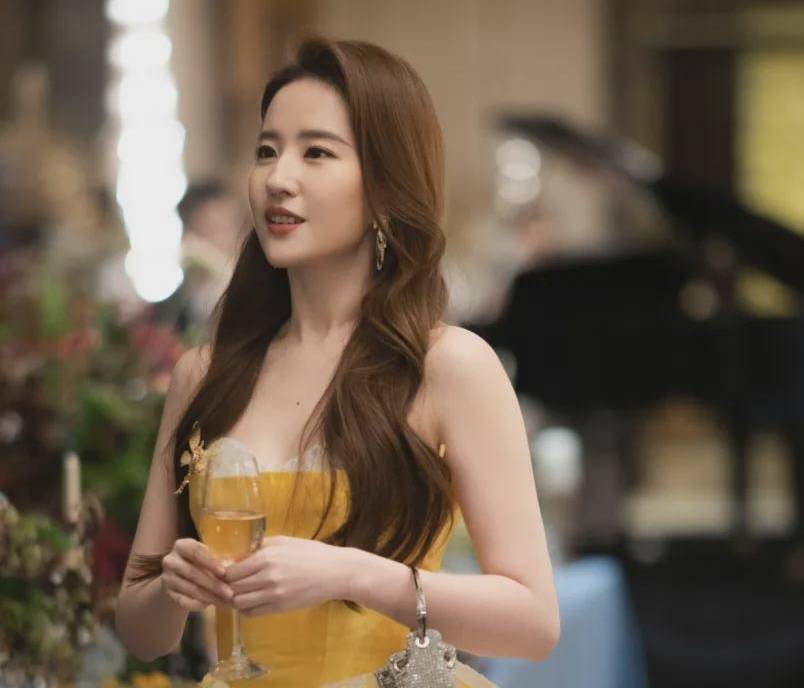 刘亦菲与陈金飞：干爹与干女儿的情感纠葛-第4张图片-九妖电影