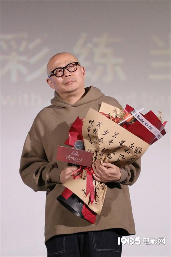 《谁持彩练当空舞》宁波首映 主创齐聚以荣誉之战传递“红色影响力”-第4张图片-九妖电影