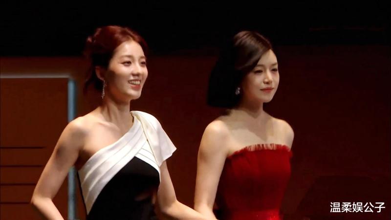 看了41岁陈妍希和36岁陈晓的状态，我发现：他俩真的一点也不搭-第4张图片-九妖电影