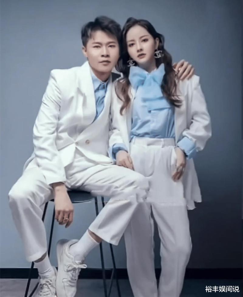 许华升官宣当父亲！详述与“婷婷不停”复合全过程，甜蜜亲吻孕肚-第9张图片-九妖电影
