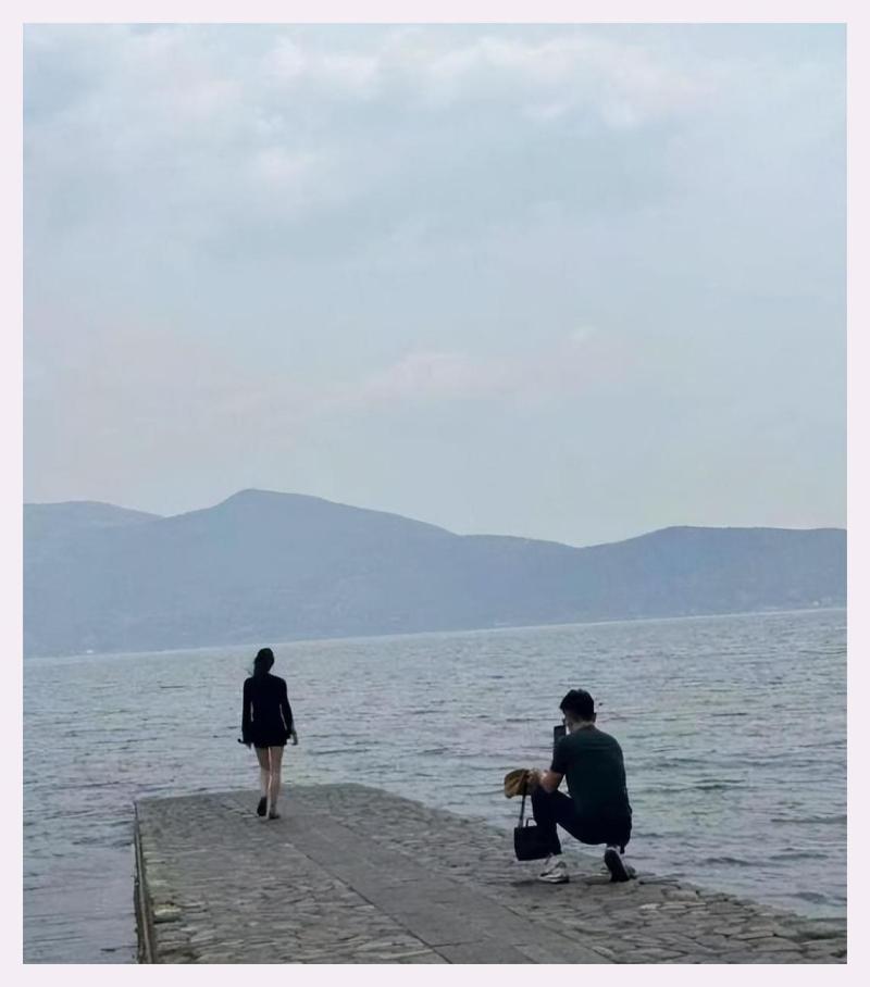 张馨予一家游土耳其,大口吃蒜接地气,妈妈罕见露面身材超好-第6张图片-九妖电影 张馨予一家游土耳其,大口吃蒜接地气,妈妈罕见露面身材超好-第6张图片-九妖电影